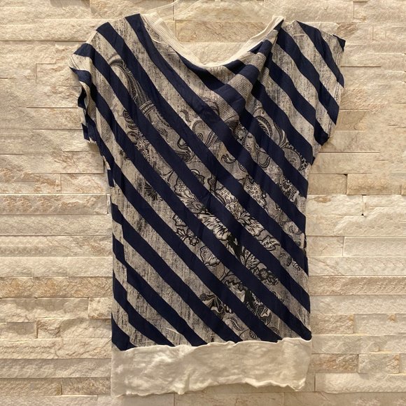 DAYTRIP CASUAL TOP - Size: M - Picture 5 of 5